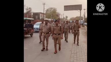 कोल: थाना सासनी गेट क्षेत्र के अंतर्गत  लोकसभा चुनाव एवं त्योहार के मध्य नजर रखते हुए प्रशासन के द्वारा क्षेत्र का किया दौरा