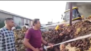 निगदू: तरावड़ी में नेशनल हाईवे पर औद्योगिक इकाई में आग लगने से लाखों रुपए का हुआ नुकसान