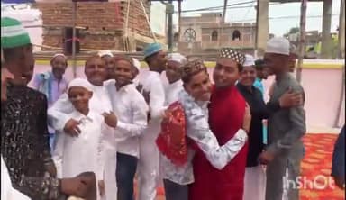 वारिसलीगंज: वारसलीगंज प्रखंड घर में धूमधाम से भाईचारा के साथ मनाई गई ईद पर्व, शांतिपूर्ण माहौल में संपन्न