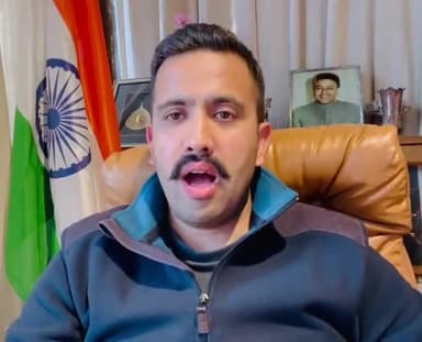 कटौला: मंडी से भाजपा प्रत्याशी कंगना रनौत द्वारा दिए गए बयान पर लोक निर्माण मंत्री विक्रमादित्य ने किया पलटवार।