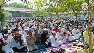 प्रयागराज: रामबाग ईदगाह में पढ़ी गई ईद की नमाज़, देश की तरक्की की हुई दुआ