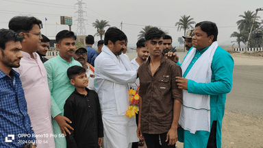 राजमहल लोक सभा के सांसद विजय हांसदा ईद के अवसर पर झामुमो कार्यकर्ता से मिले