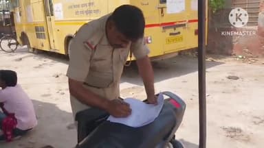 धौलपुर: रेलवे ट्रैक पर मिले शव की नहीं हुई शिनाख्त, कोतवाली थाना पुलिस ने कराया शव का पोस्टमार्टम