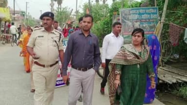 हायाघाट: हायाघाट प्रखंड मुख्यालय से जीविका दीदियों ने मतदाता जागरूकता रैली निकाली,बीडीओ निवेदिता ने हरी झंडी दिखाकर किया रवाना