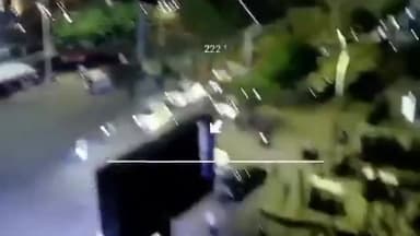 मलिहाबाद: इकाना स्टेडियम में आयोजित क्रिकेट मैच के दौरान शहीद पथ पर मोबाइल ड्रोन सिस्टम एमडीवी के माध्यम से की गई निगरानी