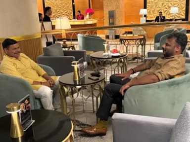 दिल्ली में शांग्रीला इरोस इंटरनेशनल होटल में महर्षि विश्वामित्र फाउंडेशन  के राष्ट्रीय संयोजक श्री राज कुमार चौबे बक्सर  जी से फाउंडेशन के राष्ट्रीय अधिवेशन से संबंधित चर्चा करते हुए। #reels #Bihar #बक्सर #लोकसभाचुनाव2024 #StarCampaigners