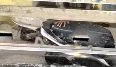 मंदसौर: मंदसौर शहर के लक्ष्मण दरवाजा क्षेत्र में पित्रेश्वर महादेव मंदिर पर ताला तोड़कर चोरी की करने की की कोशिश नाकाम रहे कर