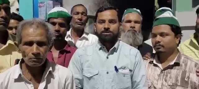 #किसानों की मांगों पर EO  द्वारा लिखत कार्यवाही का आश्वाशन मिलने पर #पचपेड़वा NH 730 पर चक्का जाम स्थगित कर दिया है