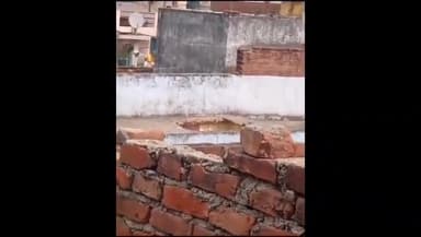 मेरठ: कसेरूखेडा में खुला घूम रहा तेंदुआ,वन विभाग ने आधी अधूरी तैयारी के साथ शुरू किया रेस्क्यू,कैमरे में क़ैद हुआ तेंदुआ