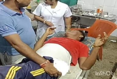 सिधवलिया: बरहिमा मोड़ के पास सड़क दुर्घटना में बाइक सवार युवक हुआ घायल, इलाज के लिए स्थानीय अस्पताल में भर्ती