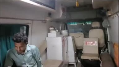 इकौना: NH-730 कटरा पेट्रोल पम्प के पास बाइक को अज्ञात कार ने मारी टक्कर, दो लोग हुए घायल