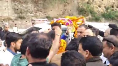 नित्थर: आनी निथर कांग्रेस कार्यकर्ताओ ने सैंज में मंत्री विक्रमादित्य सिंह का किया स्वागत, क्षेत्र की समस्याओं को लेकर की चर्चा