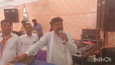 अलवर: नेता प्रतिपक्ष टीकाराम जूली ने बाबा साहब अंबेडकर की जयंती पर  अंबेडकर सर्किल पर प्प्रतिमा पर माला पहना नमन किया।