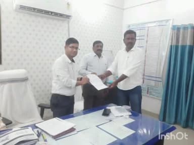 डुमरी कटसरी: एसडीएम कार्यालय शिवहर में डुमरी कटसरी प्रखंड के शिवशंकर यादव उप प्रमुख पद पर निर्विरोध चुने गए