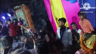 गुठनी: चिल्हमरवा गांव में बाबा साहब भीमराव अंबेडकर की मनाई गई जयंती