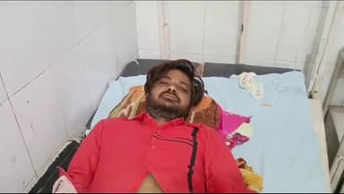 अलवर: बंदरों की दहशत के कारण छत से नीचे कूदने पर टूटे दोनों हाथ, बगड़ गांव में एक युवक के साथ हुई घटना