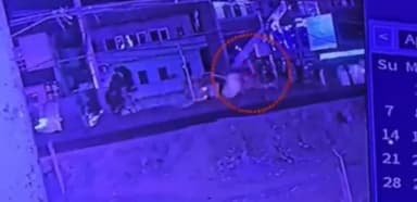 पटना ग्रामीण: रामलखन पथ पर यात्रियों से भारी ऑटो क्रेन से टकराई, सात लोगों की मौत, एक घायल