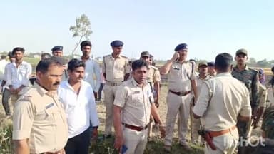 शिवहर: बभनटोली से कोठिया गांव की अगलगी की घटना में अग्निशमन विभाग पर ग्रामीणों ने किया पथराव, जांच में जुटी नगर थाना पुलिस