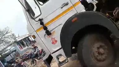 नौरोजाबाद: विंध्या कॉलोनी में ट्रक चालक ने लापरवाही पूर्वक ट्रक चलाकर नौरोजाबाद निवासी बृजनंदन झरिया को किया था घायल अपराध दर्ज