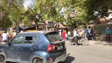 आज़मगढ़: थाना कोतवाली, सिधारी समेत विभिन्न थानों द्वारा चलाये गए चेकिंग अभियान में 322 वाहनों का किया गया चालान व 01 वाहन सीज