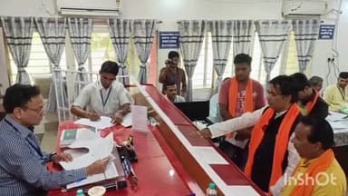 विदिशा नगर: शिवसेना उद्धव बालासाहेब ठाकरे प्रत्याशी सतेन्द्र सिंह सिसोदिया ने अपना नामांकन जमा किया