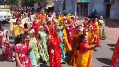 मंदसौर: भगवान राम के जन्मोत्सव पर धोबी समाज एवं कुमावत समाज ने नरसिंहपुरा के राम जानकी मंदिर से निकल गया भव्य चल समारोह