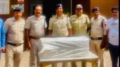 हुज़ूर: भोपाल की जहांगीराबाद पुलिस ने मुखबिर की सूचना पर शराब तस्कर को गिरफ्तार किया है।