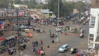 गुना नगर: नानाखेड़ी क्षेत्र में शादियां अधिक होने से पुलिस ने बदली यातायात व्यवस्था, वैकल्पिक मार्ग और गुना बायपास का करें उपयोग