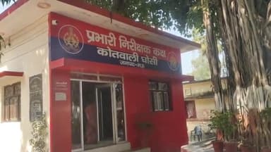 घोसी: घोसी पुलिस ने गुमटी हटाने को लेकर हुई मारपीट के आरोप में चार आरोपियों के खिलाफ मुकदमा किया दर्ज