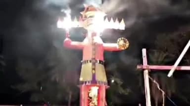 कनवास: धुलेट में आयोजित रामनवमी मेले में आतिशबाजी के साथ किया 51 फीट रावण के पुतले का दहन