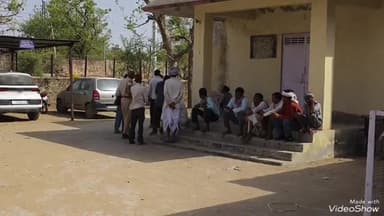 रानीवाड़ा: रानीवाड़ा के आजोदर गांव में एक युवक ने पेड़ से फंदा लगाकर की आत्महत्या पुलिस लगी जांच में