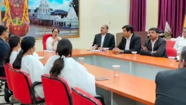 मंदसौर: के कोट परिसर एडीआर भवन में हुई बैठकः अधिवक्ताओं को दी नेशनल लोक अदालत की तैयारियों की जानकारी