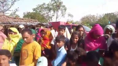 गौनहा: अहरार पिपरा गांव में हुई अगलगी की घटना में लाखों का नुकसान