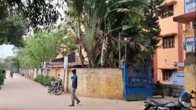 খানাকুল ২: BDO-র IDপাসওয়ার্ড অপব্যবহার করে লক্ষীর ভান্ডারের টাকাআত্মসাৎ এর অভিযোগে হরকুলি থেকে গ্রেপ্তার তিন ব্যক্তি।