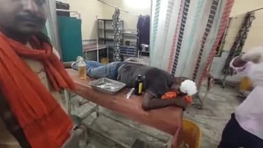 गोपालगंज: मठिया गांव में दो बाइक के बीच हुई टक्कर में एक बाइक पर सवार एक युवक हुआ घायल, इलाज के लिए सदर अस्पताल में भर्ती