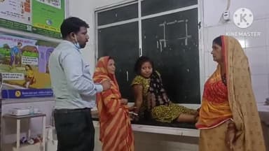 साहिबगंज: साहिबगंज नगर थाना क्षेत्र के बरतल्ला मोहल्ले के एक घर में बिजली के करंट लगने से गर्भवती महिला हुई मूर्छित लाया अस्पताल |