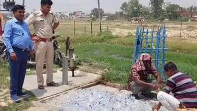 चोरौत: चोरौत थाना परिसर में विभिन्न कांडों में बरामद किए गए नेपाली शराब को किया गया विनष्ट