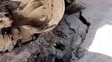 पचपदरा: बालोतरा में पत्थरों से भरा एक ट्रक पलटा  गनीमत रही की कोई जनहानि नहीं हुई