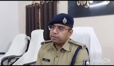 जमुई: 50 हज़ार का इनामी अपराधी नरेश दास को जमुई पुलिस ने किया गिरफ्तार, SP ने कार्यालय में प्रेस वार्ता के दौरान दी जानकारी