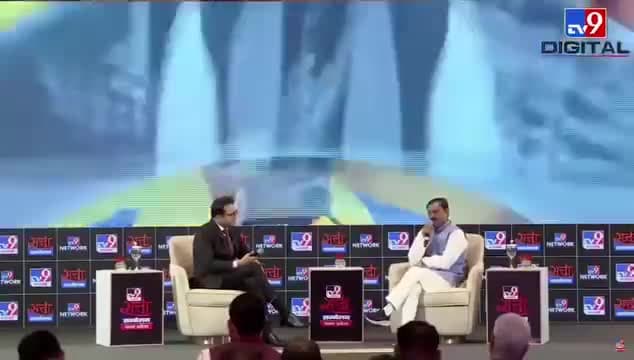 मेरे संसदीय क्षेत्र में 12 बूथ ऐसे हैं जहां अल्पसंख्यक समुदाय बाहुल्य है, लेकिन मोदी सरकार की जनकल्याणकारी योजनाओं के कारण ही उनके जीवन में सकारात्मक बदलाव आया है, यही कारण है कि #KhajurahoLoksabha की जनता इस बार हर बूथ पर कमल खिलाने के लिए