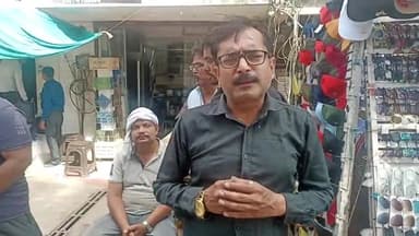 गोरखपुर: बैक रोड पर चश्मा टोपी और बेल्ट बेचने वाले  पटरी व्यवसाई हैं परेशान बताई अपनी परेशानियां