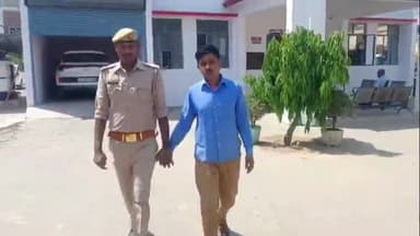 भोगांव: फर्रुखाबाद रोड पर बने प्रतीक्षालय के पास से पुलिस ने गैंगस्टर एक्ट के एक अभियुक्त को मुखबिर की सूचना पर किया गिरफ्तार