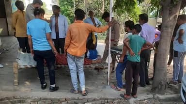 अमरोहा: अमरोहा देहात में रामहट अड्डे के पास दो बाईकों की टक्कर, महिला और बच्चा हुआ घायल, अस्पताल में भर्ती