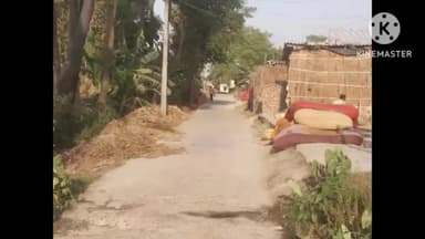 खोदावंदपुर: खोदावन्दपुर प्रखंड क्षेत्र के विभिन्न पंचायतों की ग्रामीण सड़क अतिक्रमण से सिकुड़ रही