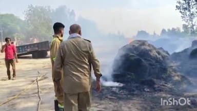 जानसठ: ककरौली क्षेत्र के गांव चौरावाला मे एक गुड़ कोल्हू मे लगी भीषण आग, चंद मिनटों मे लाखो का सामान जलकर हुआ राख़