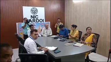 हरदोई: कलेक्ट्रेट स्थित एनआईसी कक्ष में हरदोई व मिश्रिख लोकसभा क्षेत्र के प्रेक्षकों की उपस्थिति में हुआ द्वितीय रैण्डमाइजेशन