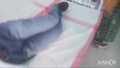 नुआंव: PHC के समीप अनियंत्रित होकर पलटी एक बाइक, घायल हुए 2 लोगों को अस्पताल में कराया गया भर्ती