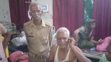हाथरस: गांव राजपुर में पड़ोसियों ने बुजुर्ग को मारपीट कर किया घायल, पुलिस ने जिला अस्पताल में कराया मेडिकल