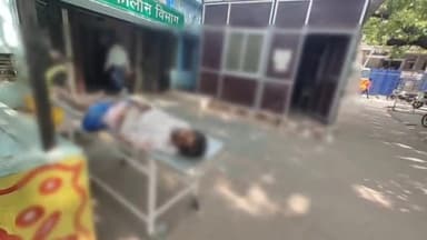 गोपालगंज: बनकट के पास पिकअप पलटने से पिकअप में सवार 1 व्यक्ति की हुई मौत, 8 लोग हुए घायल, जाँच मे जुटी पुलिस