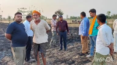 मिहींपुरवा: चमारनपुरवा के पास गेहूं व गन्ने की फसल में लगी आग का उपजिलाधिकारी ने किया निरीक्षण